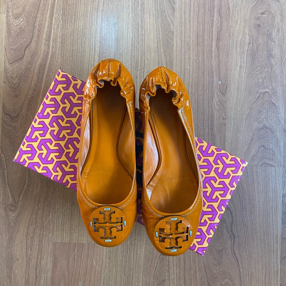 Tory Burch Reva Orange Flats Size 7